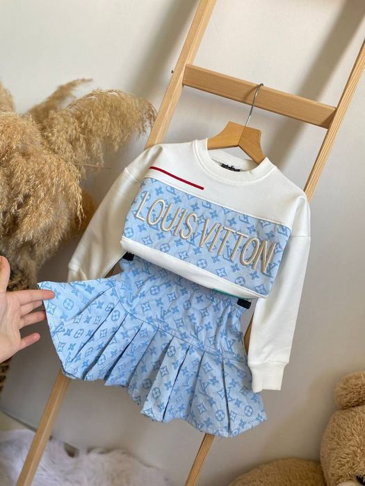 Сет от 2 части LV