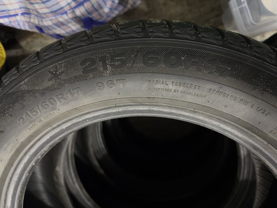 Продам резину в хорошем состояние