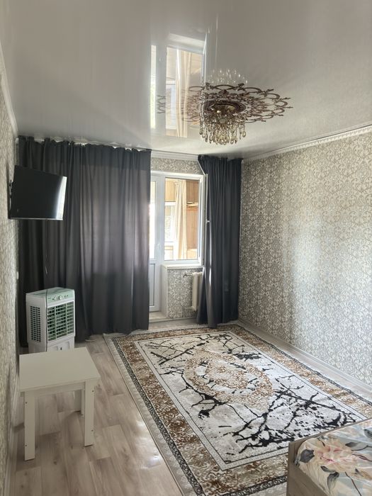 1 комнатная квартира!Ночь 6500 день 5000 сутка 9000