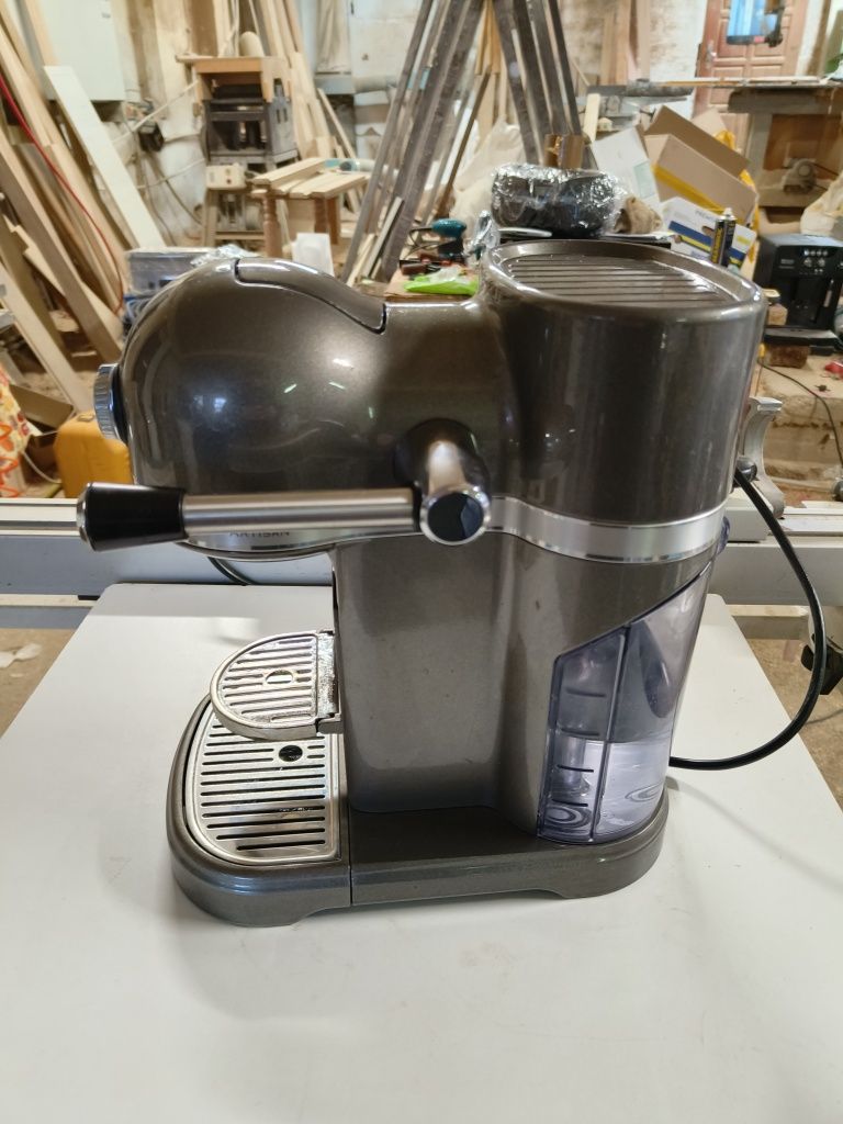 Кафемашина на капсули Nespresso KitchenAid Artisan