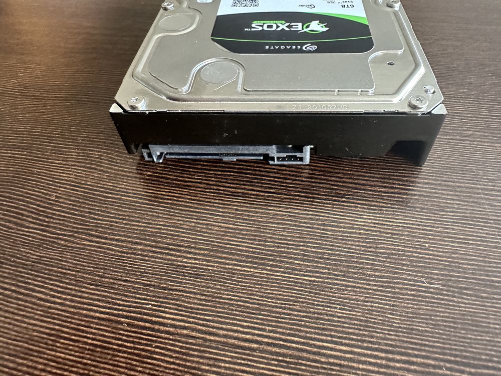 Жесткий диск Seagate exos SAS 6Tb