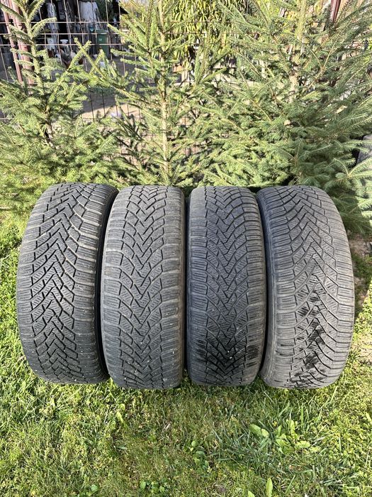 Vand roti cu anvelope 205/55/16 iarna/ vara continental