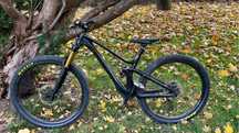 Lapierre Zesty AM CF 2021/2022 roti 29 carbon Fox 36 kashima Deore XT