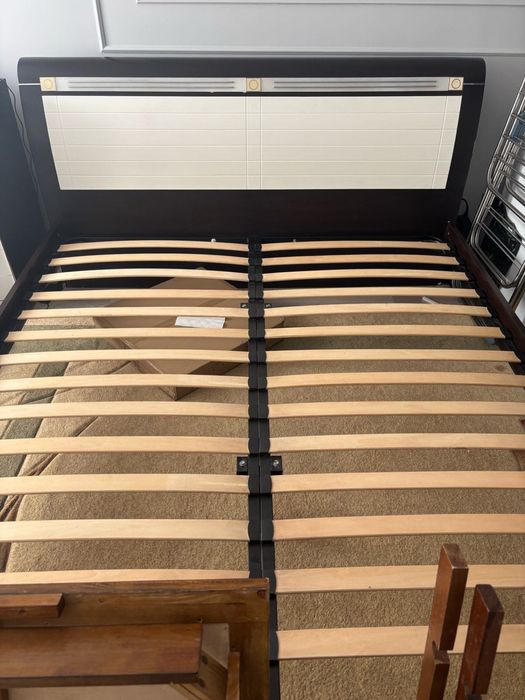 Кровать / Двуспальная кровать