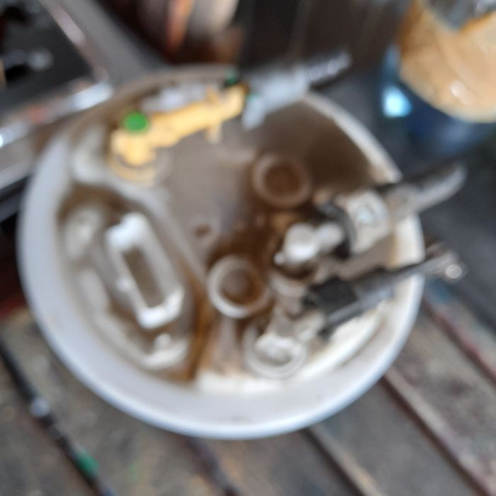 Pompa rezervor combustibil 2.0hdi RHR Peugeot 407