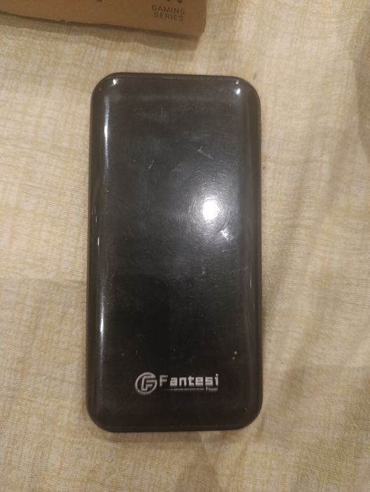 Продам повербанк 10000Mah