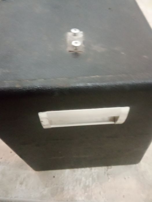 Сабвуфер  в хорошем состоянии