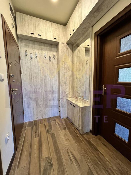 Дава се под наем Тристаен апартамент в Варна, Спортна зала - 80 кв.м за 714 € - Снимка #11
