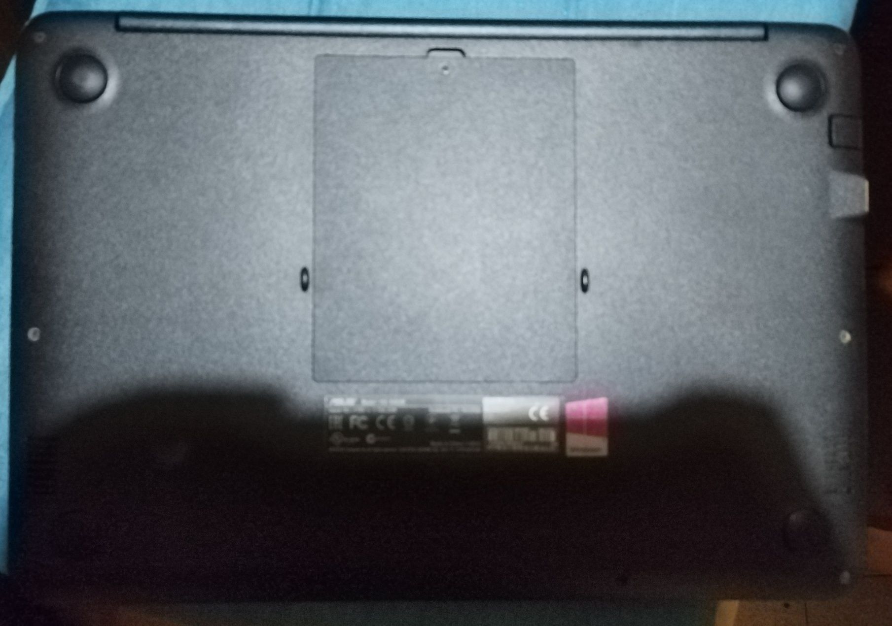 ASUS Notebook Модел: E402M