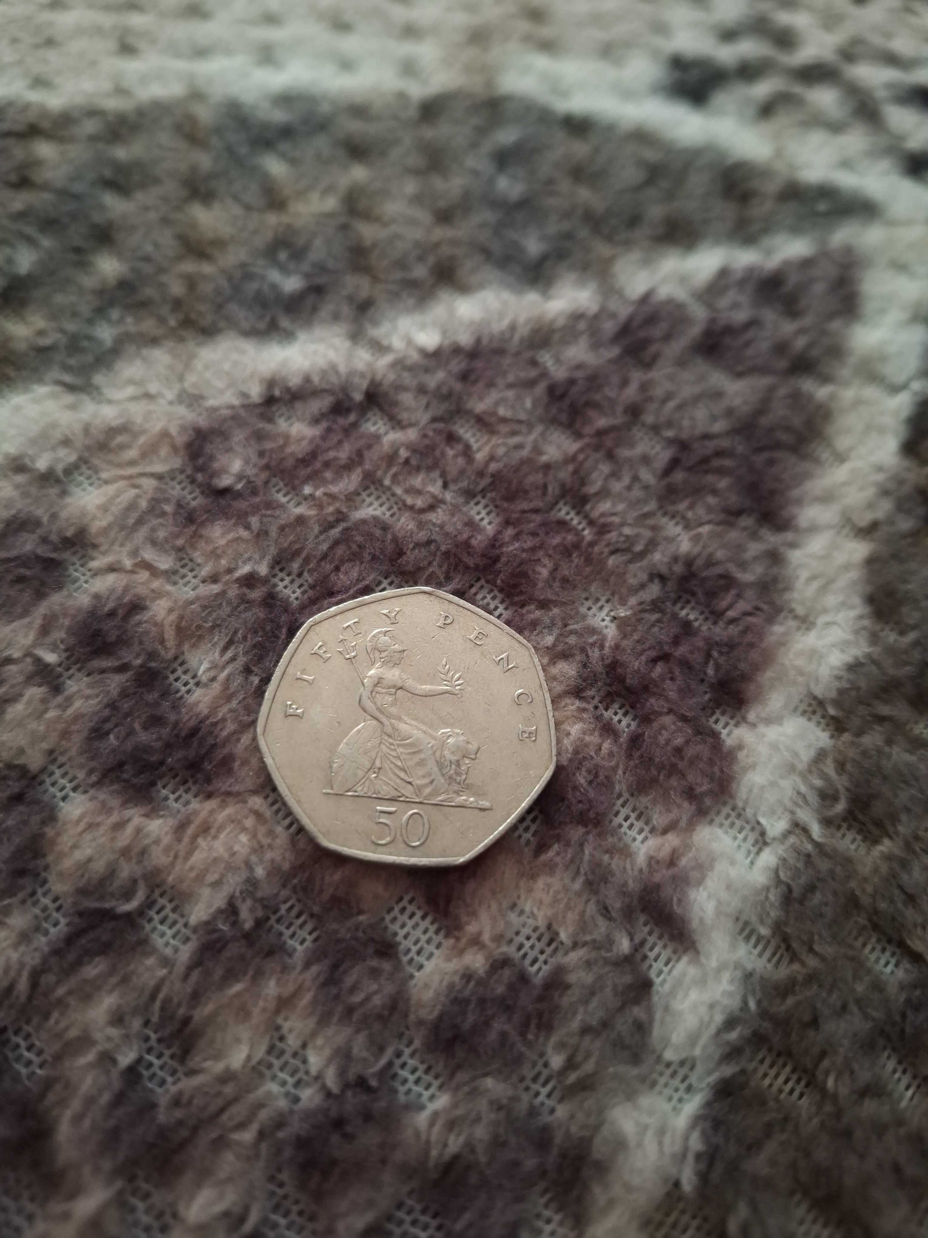 Monedă 50 Pence 2005- Regina Elisabeta II