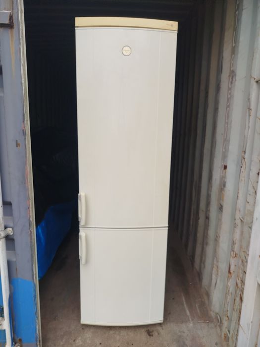 Холодильник в хорошем состоянии