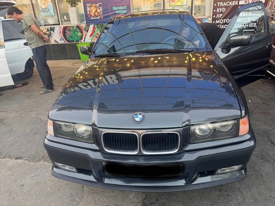BMW sedan e36 m40 318