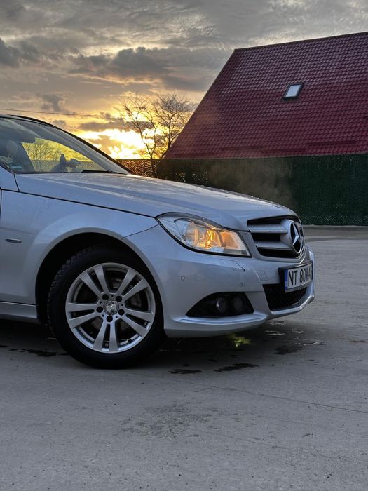 Mercedes-Benz C180 CDI W204 • 2011 • 2.2 Diesel • 120 CP • 275.000 km