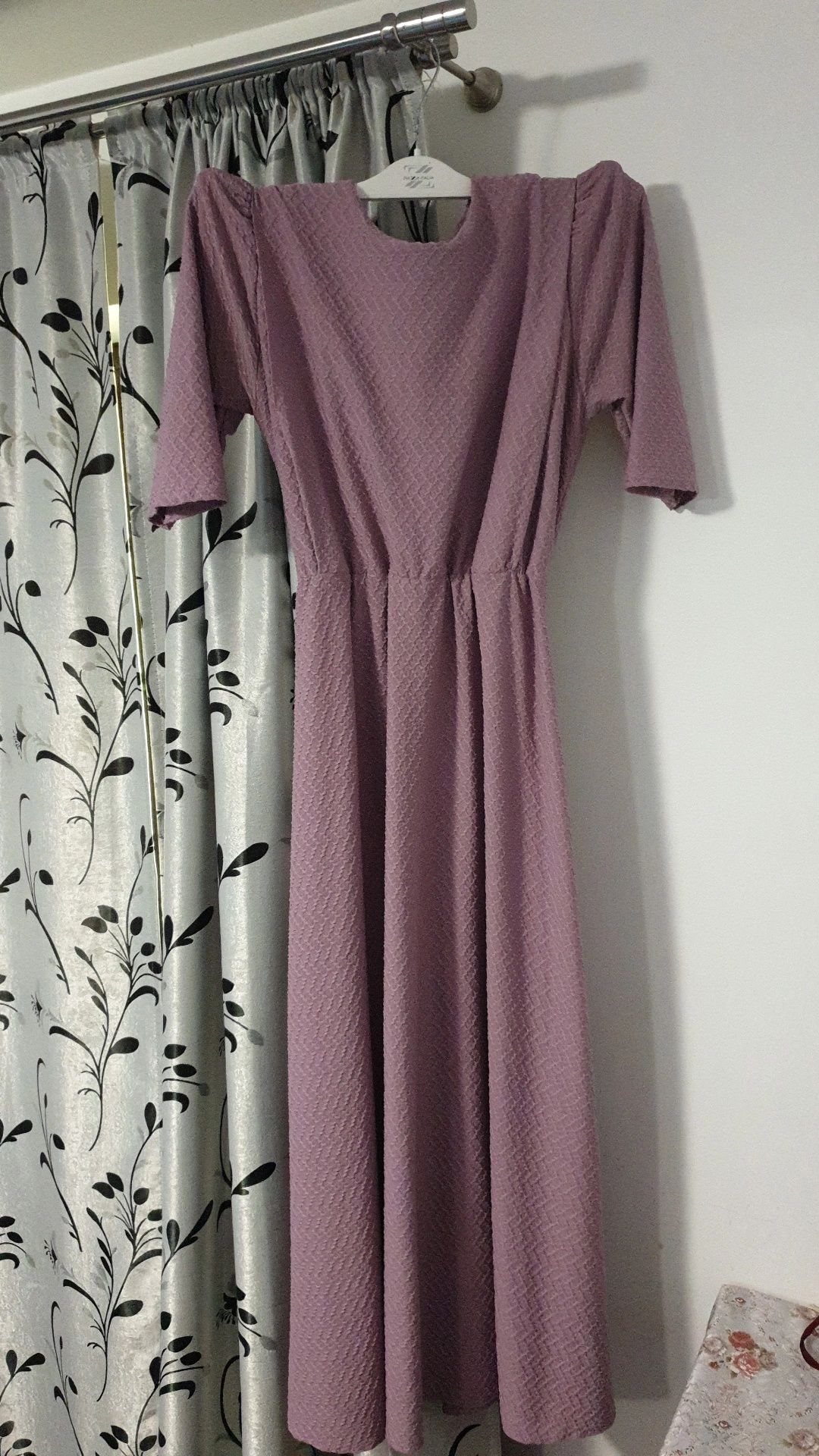 Rochie elegantă, damă