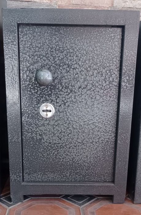 СЕЙФ Песочный металлический