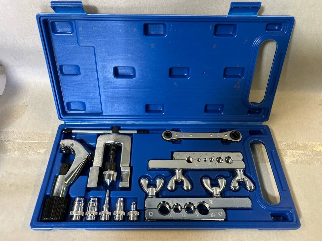 Bercuitor universal CT 526