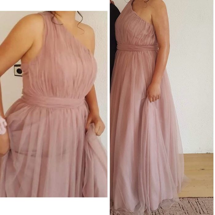 Рокля с тюл в цвят пудра