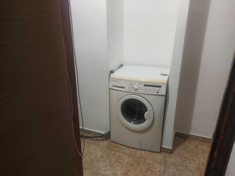 Inchiriez garsoniera