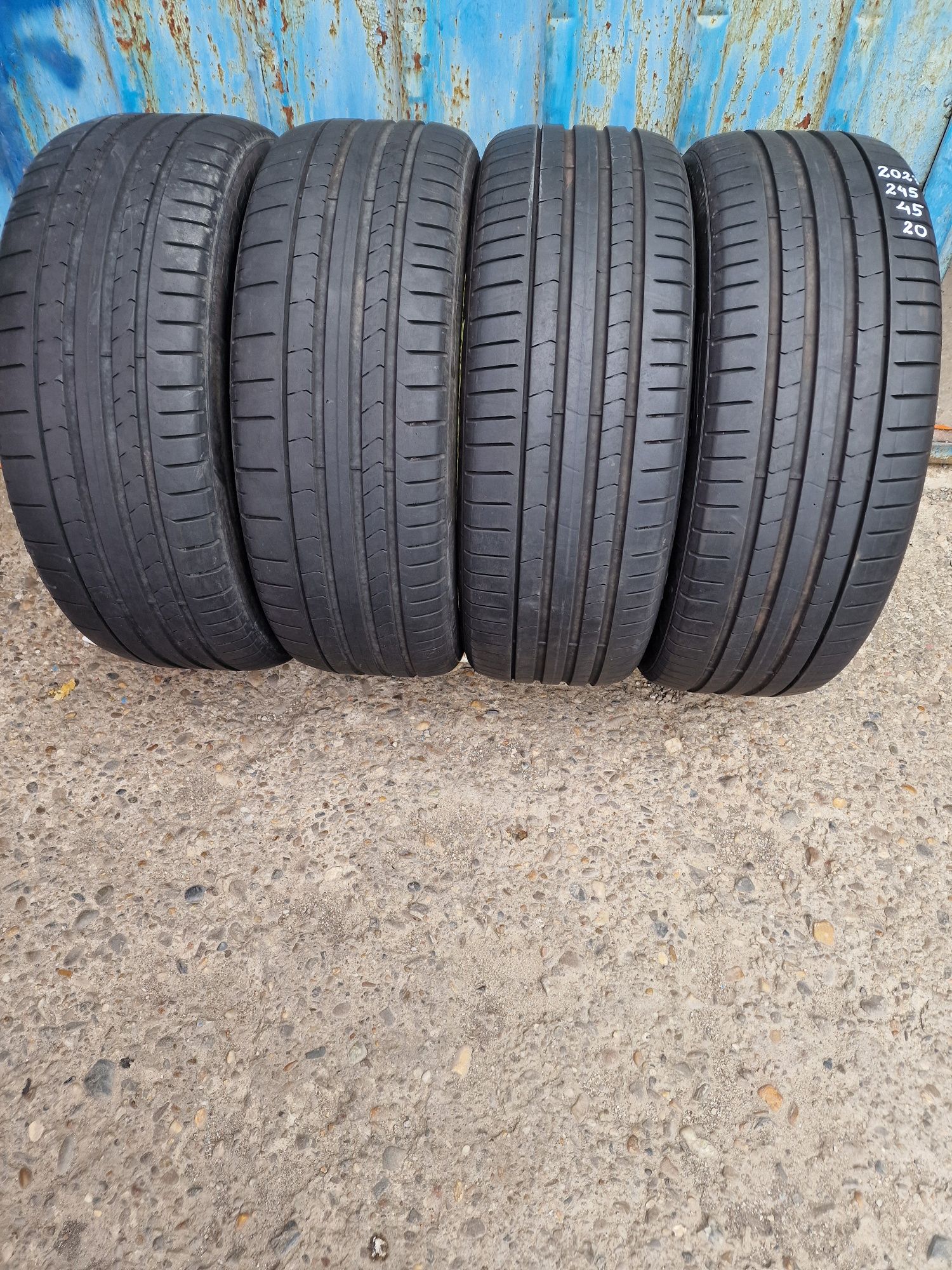 Anvelope Vară 245.45.20 Set 4 Bucati PIRELLI RUNFLET