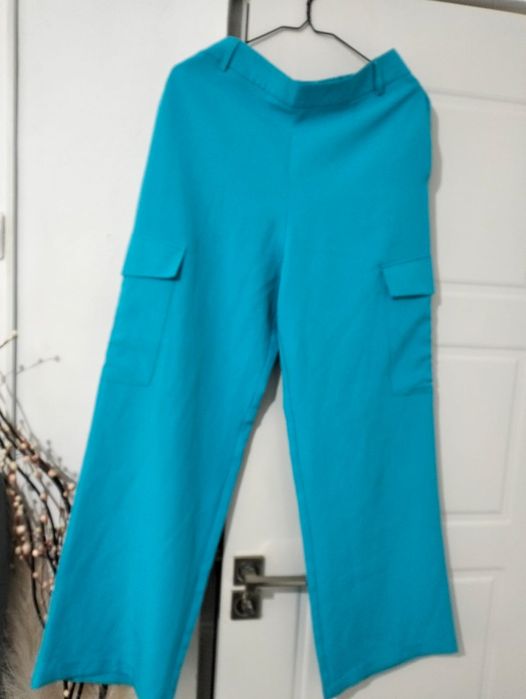 Pantaloni dama mărimea M