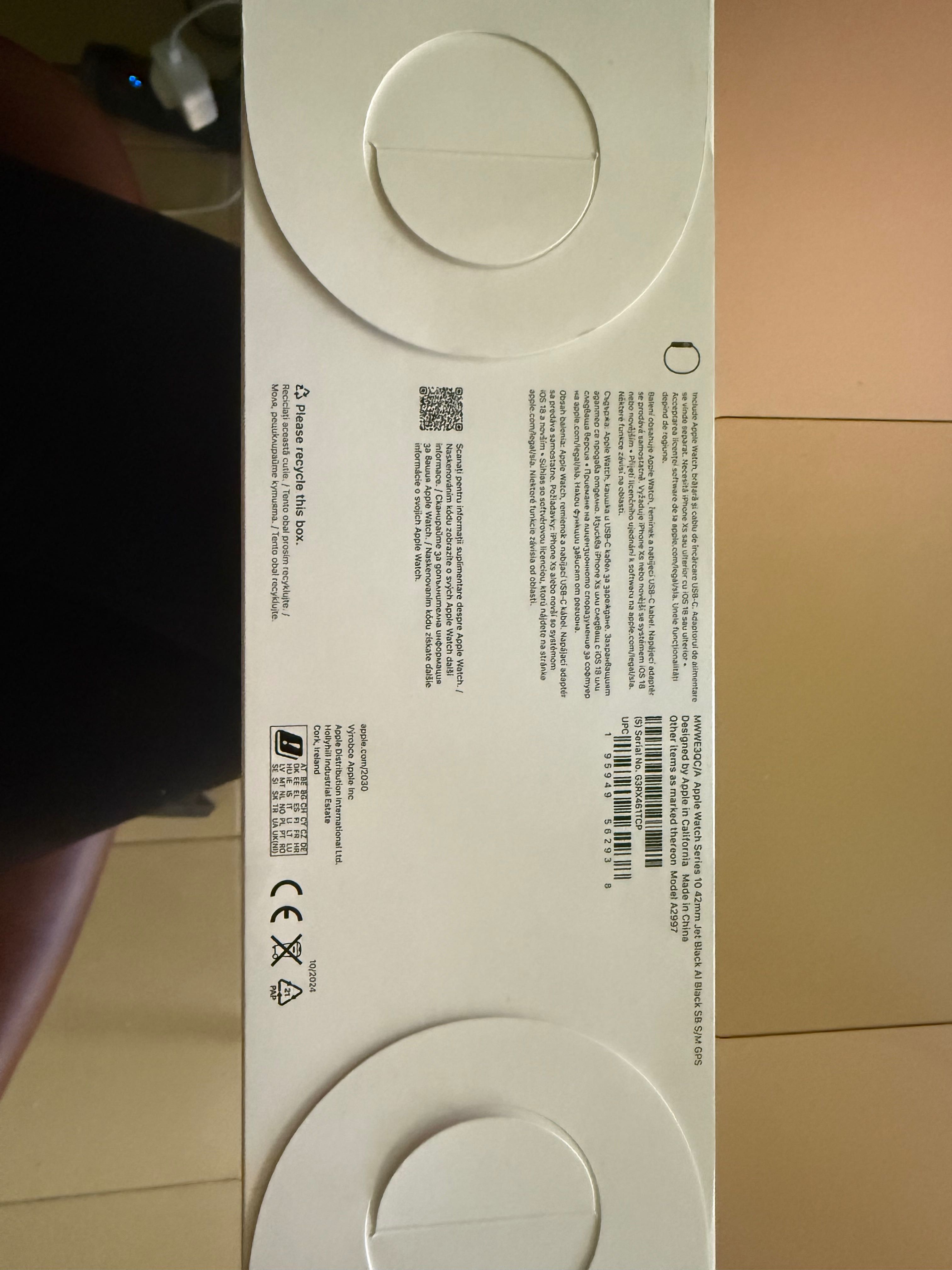 Apple watch series 10 42mm jet black