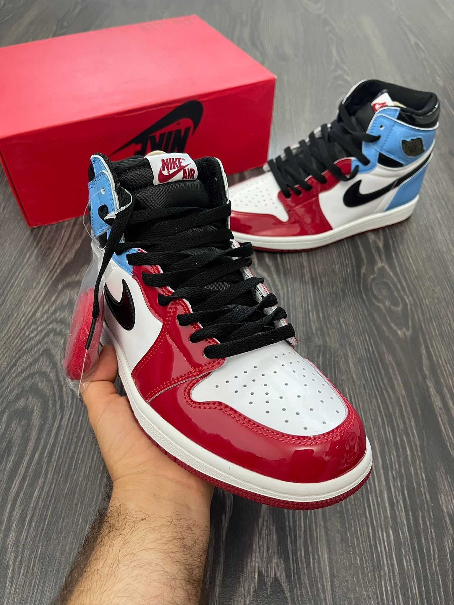 Jordan 1 High Fearless | Noi cu cutie si eticheta