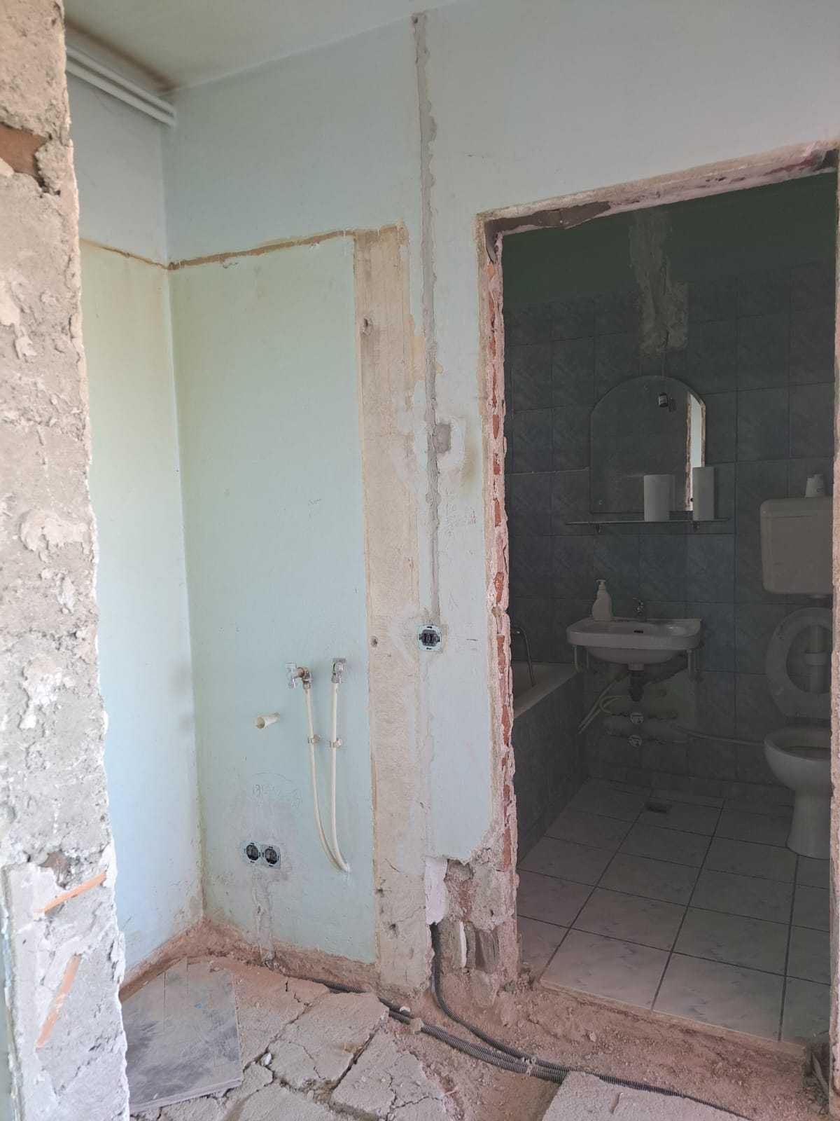 Instalati Electrice/Instalati Sanitare si alte lucrari diverse