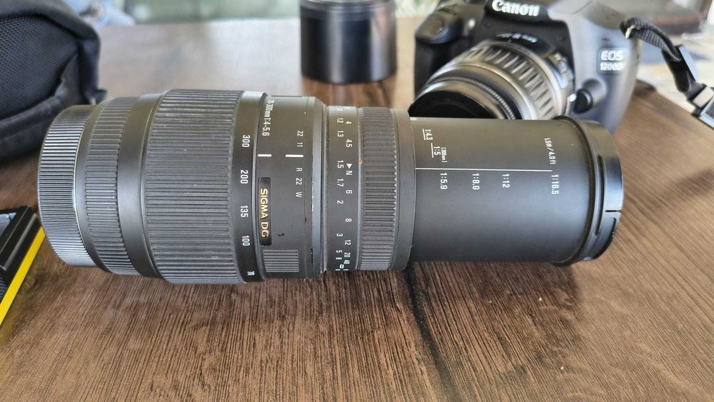 Canon EOS 1200D kit + obiectiv 70-300 Sigma