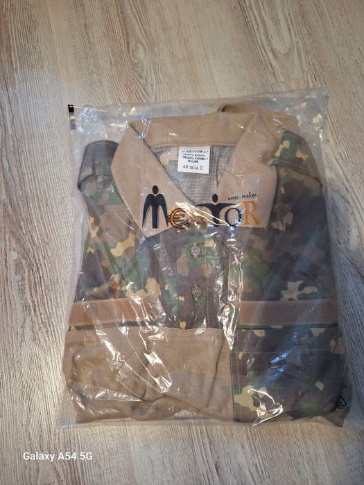 Tricou combat mânecă lunga și scurta