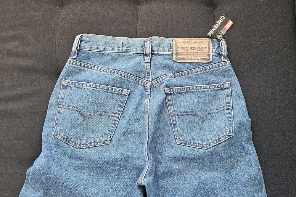 Blugi dama Diesel noi