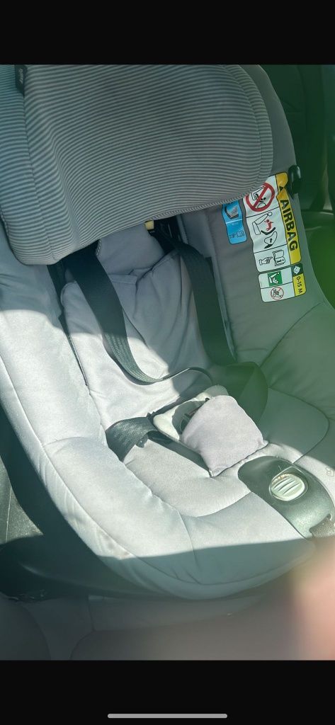 Scaun auto Maxi cosi axiss fix