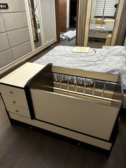 Детская кровать со шкафчиками