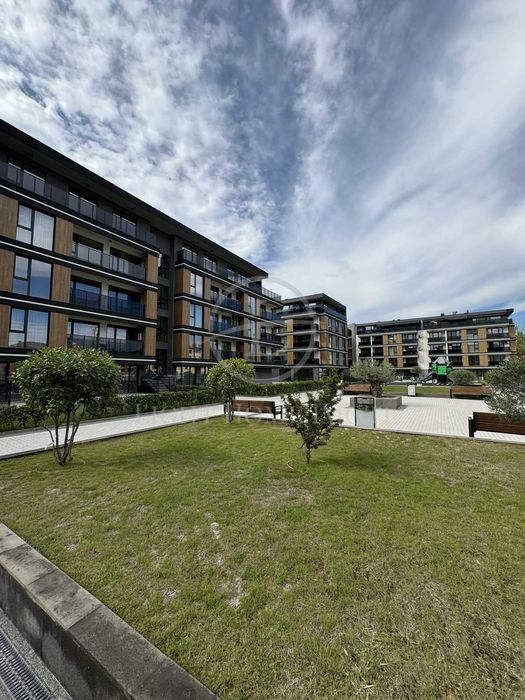 Продава се Четиристаен апартамент в Пловдив, Христо Смирненски - 152 кв.м за 1497 €/кв.м - Снимка #3