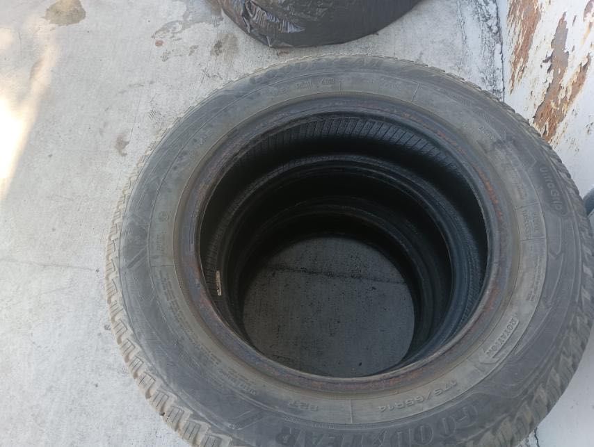 Зимни гуми Goodyear 175/65/14 Dot 19