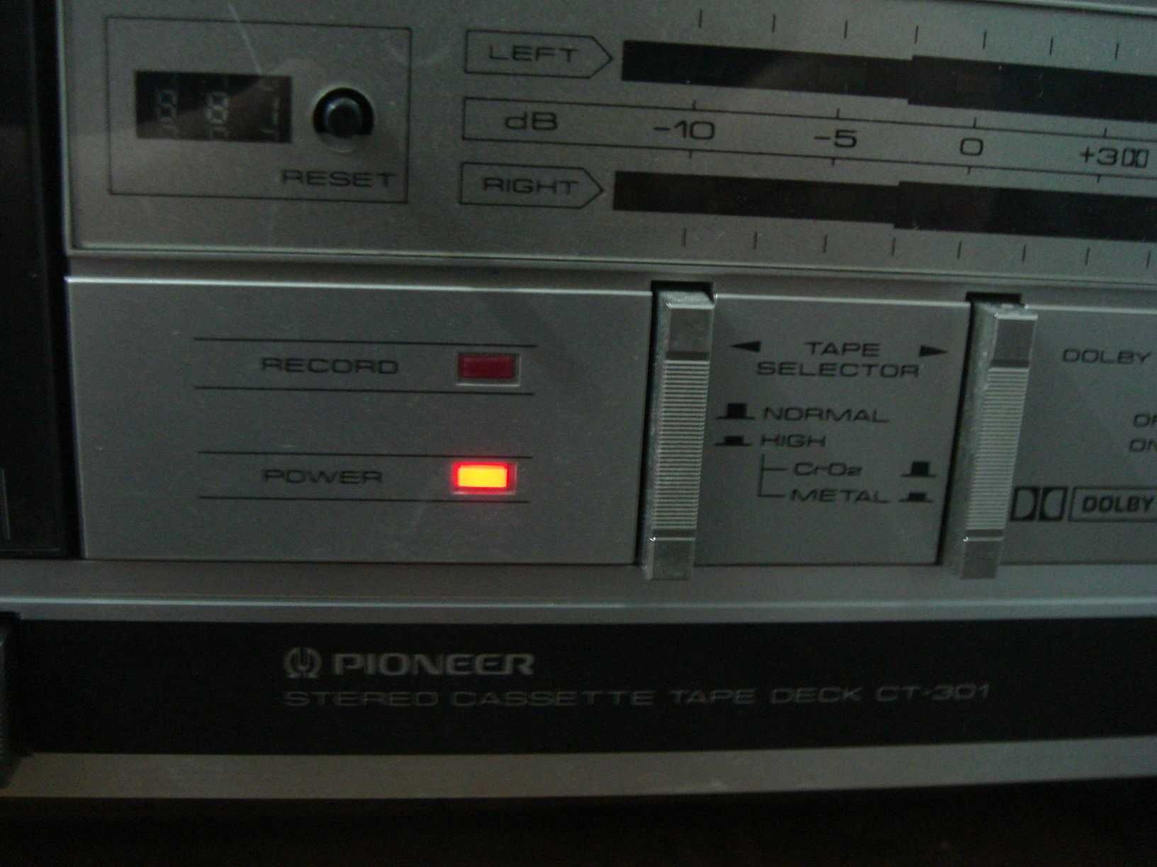 SANYO RD 220 Stereo Cassette Tape Deck 1983 Deck-uri Sony JVC Teac etc