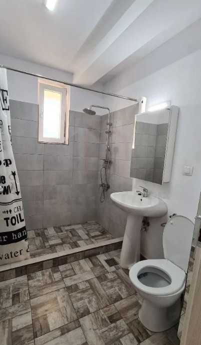 Дава се под наем Двустаен апартамент в Пловдив, Кършияка - 65 кв.м за 214.2 € - Снимка #2