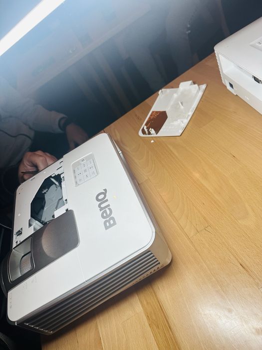 Video peoiector Benque MW632ST