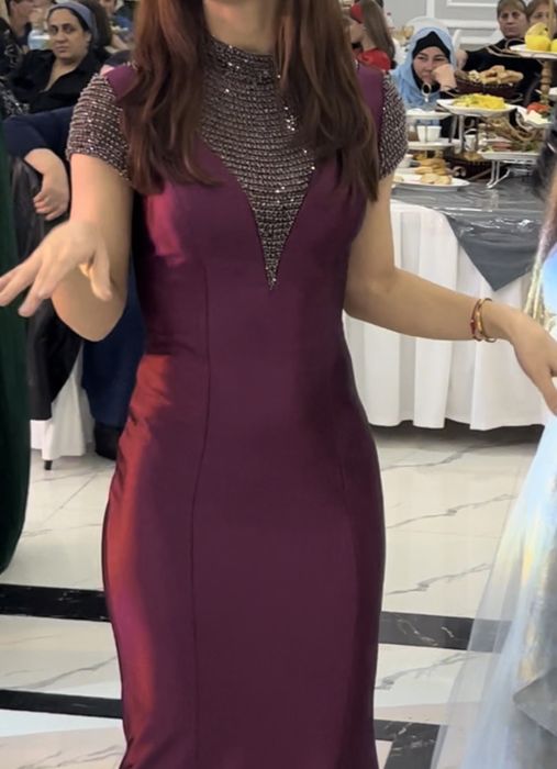 Вечернее платье