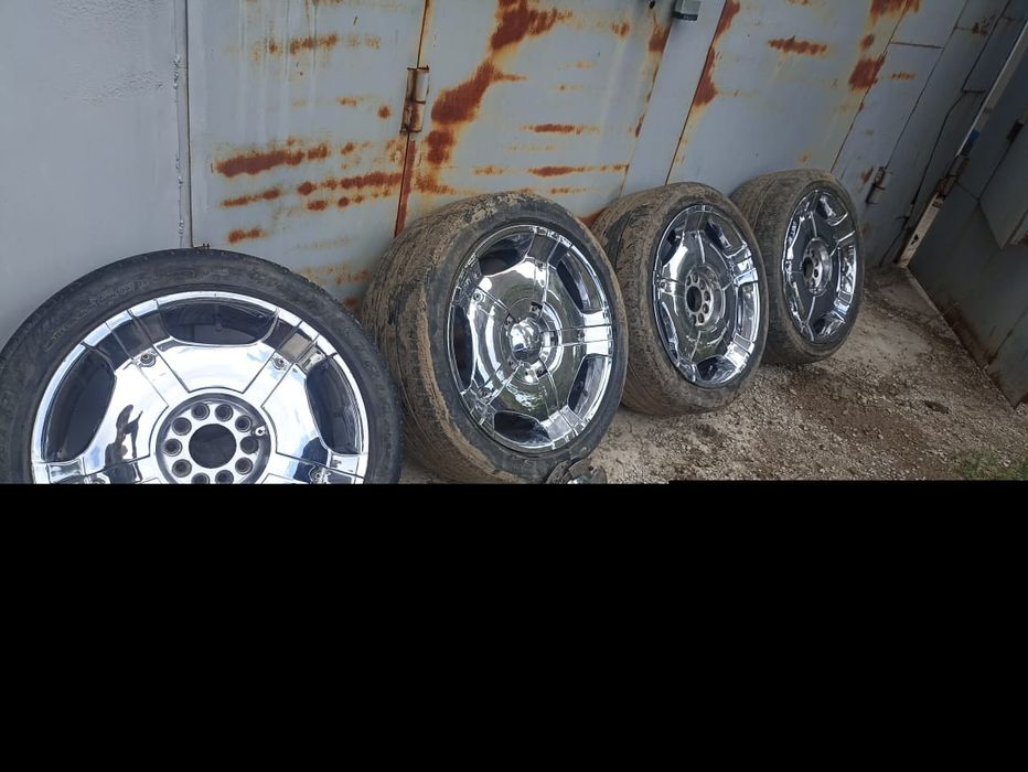 Продам хромированные диски на r18