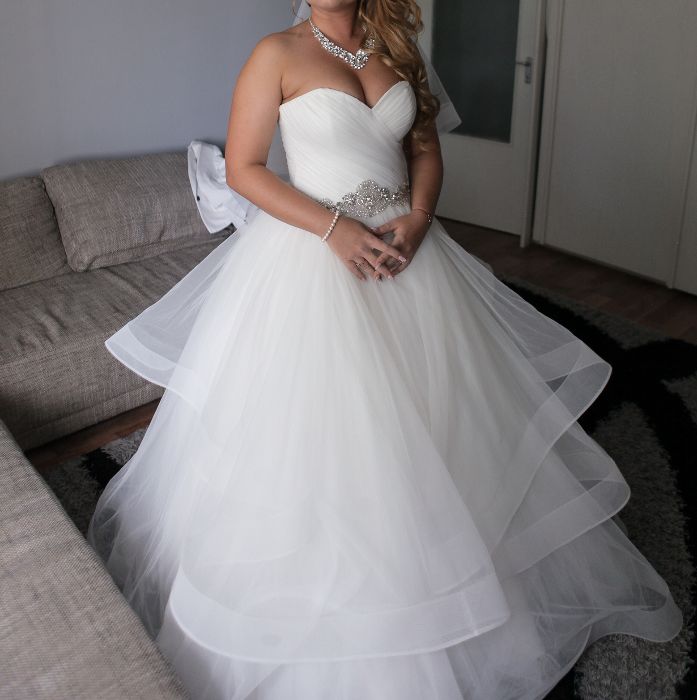 Rochie de mireasa printesa model deosebit