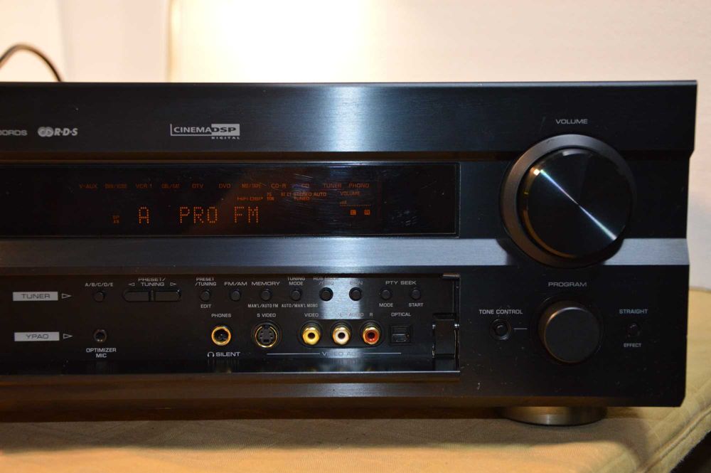 Amplituner Yamaha RX-V1400