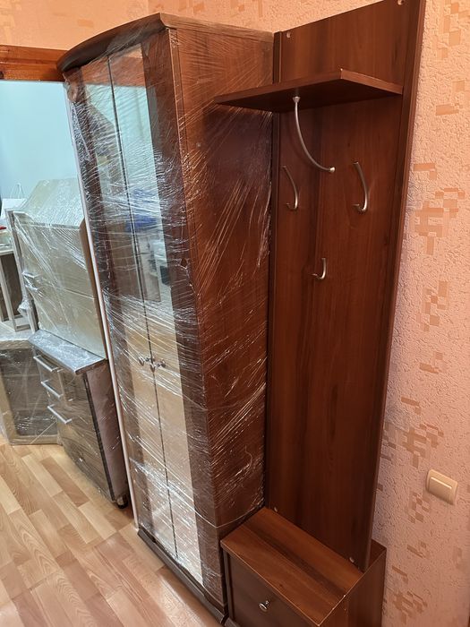 Продам прихожую в отличном состоянии