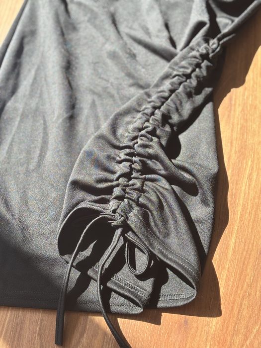 Къса черна рокля - размер S