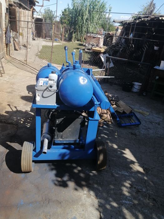 Vînd despicator de lemne motor diesel  Timiș