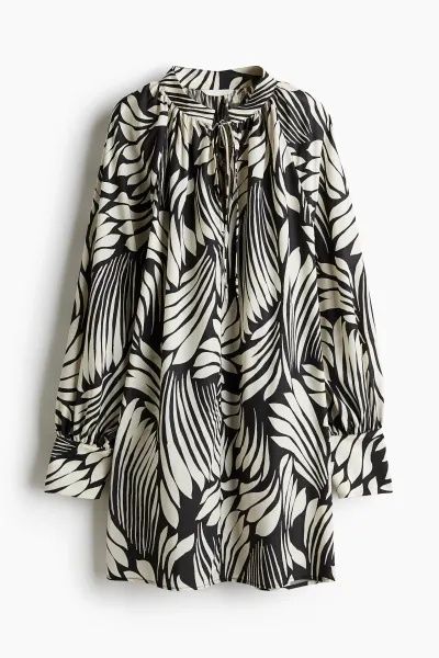 Нова обемна рокля с реглан ръкав H&M