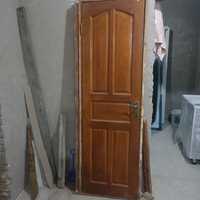 Продам деревянные двери б/у