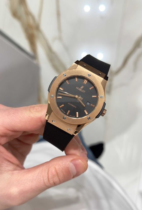 hb classic fusion 42mm злато/каучук