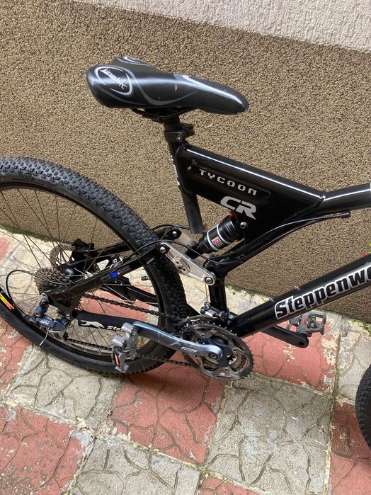 Bicicleta MTB full suspension Germania