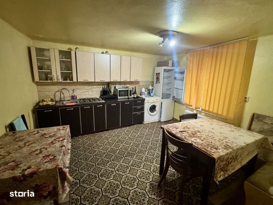 Casa caramida in UROI schimb cu apartament 3-4 camere in Simeria