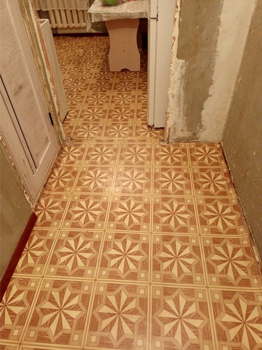 Продам линолеум б/у.